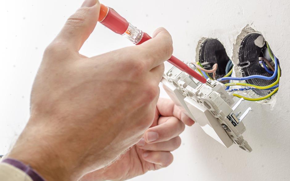 recherche électricien Antony